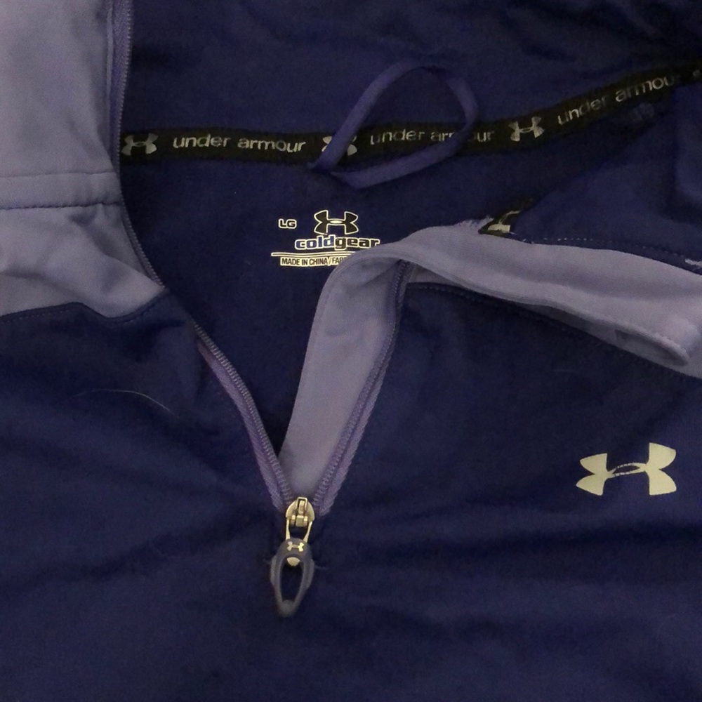 Cold gear top - Picture 3 of 3